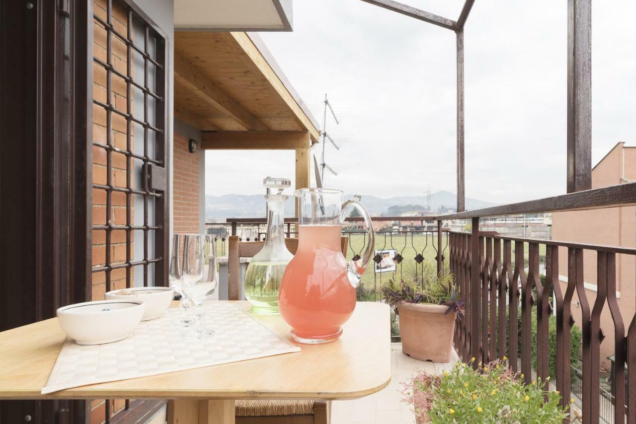 Peperino Attic Flat Lägenhet Ciampino Exteriör bild