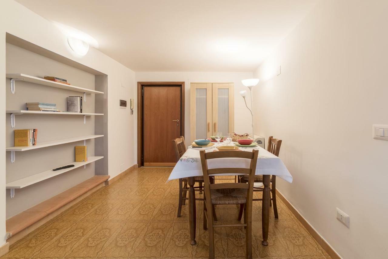 Peperino Attic Flat Lägenhet Ciampino Exteriör bild