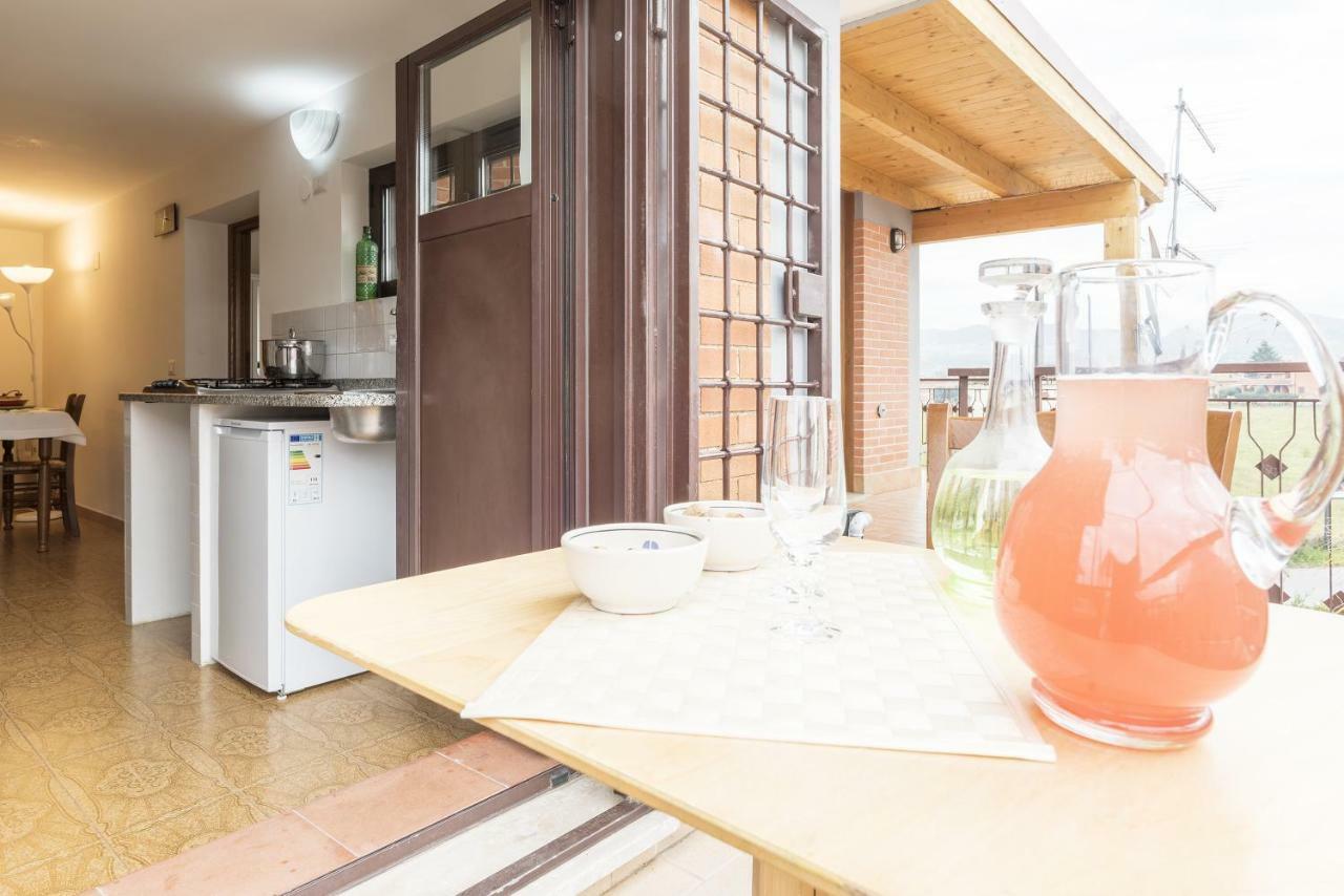 Peperino Attic Flat Lägenhet Ciampino Exteriör bild