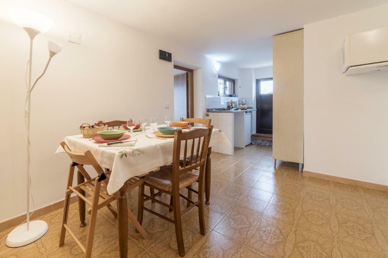 Peperino Attic Flat Lägenhet Ciampino Exteriör bild